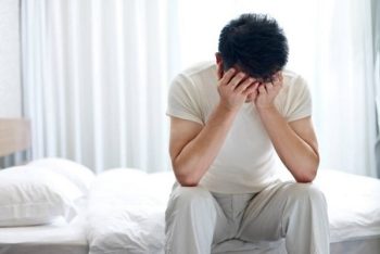 Thế nào là sùi mào gà giai đoạn đầu và điều trị ra sao? 