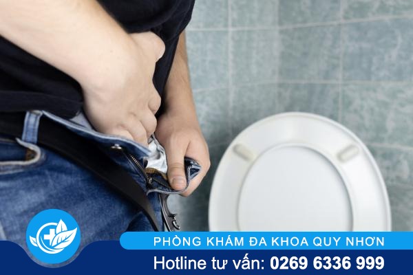 Tiểu buốt ra mủ là gì? Dấu hiệu cảnh báo bệnh gì?